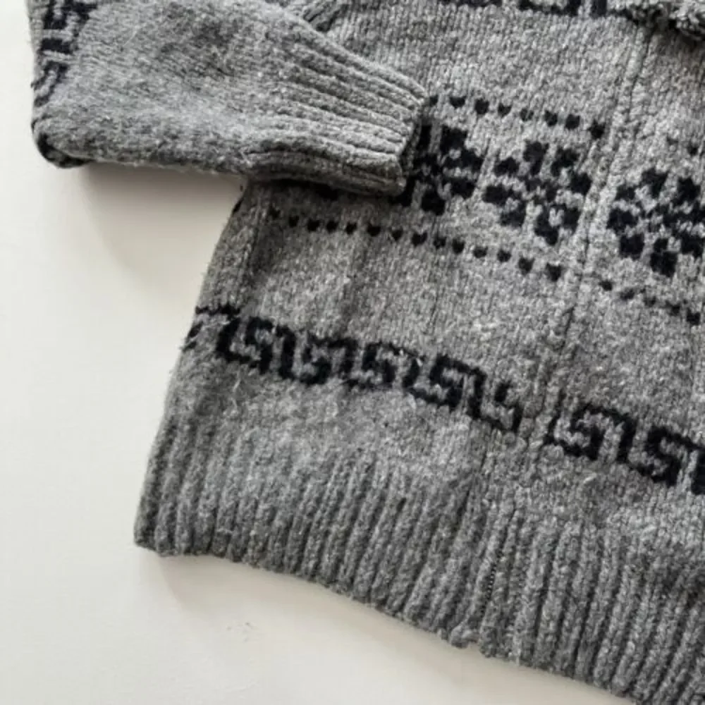 Vintage GAP Hand Knit Cowichan Full Zip Cardigan Sweater Size Medium 90s - Picture 7 of 10